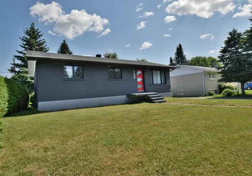 Maison à vendre - 750 Rue Lambert, Berthierville, J0K 1A0