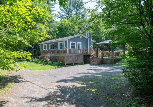 Bungalow à vendre - 374 Ch. Kutchko, Saint-Colomban, J5K1X3