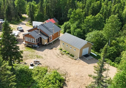 Maison à étages à vendre - 110 Riv. Bostonnais, La Tuque, G9X0A7