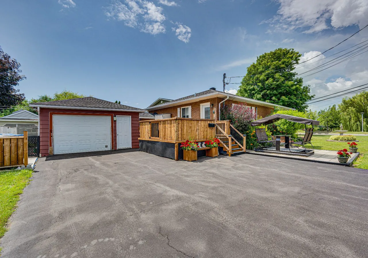 31 Rue Victoria E. — photo 2