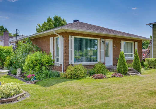 Maison à vendre - 31 Rue Victoria E., Salaberry-de-Valleyfield, J6T 2L3