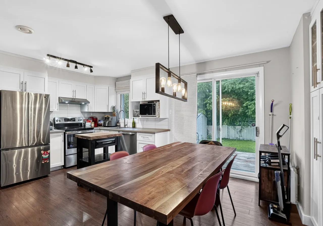 1148 Rue de Charlesbourg — photo 3