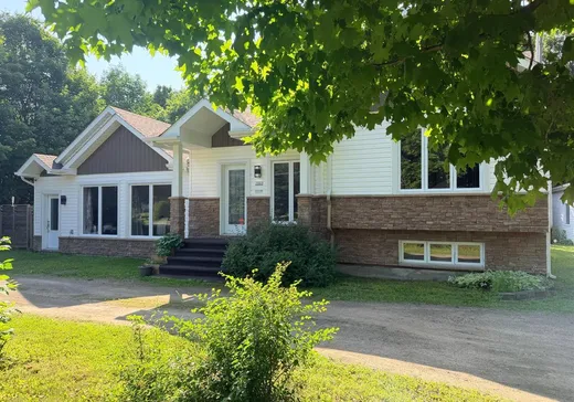 Maison à vendre - 2869 Rue Godard, Saint-Jérôme, J5J 2T4