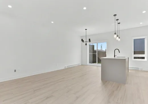 Maison à vendre - 378 Rue du Merlot, Sainte-Marthe-sur-le-Lac, J0N 1P0