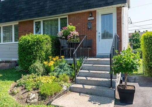 Maison à étages à vendre - 2285 Rue de Mexico, Laval (Chomedey), H7M3E1