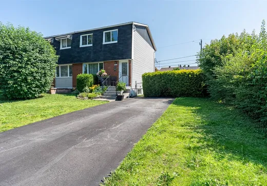 Maison à vendre - 2285 Rue de Mexico, Laval (Chomedey), H7M 3E1