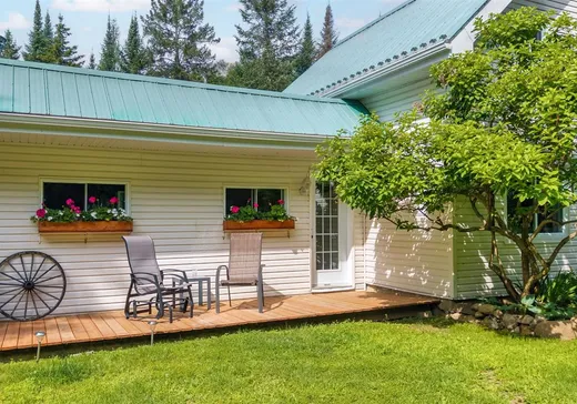 House for sale - 247 Ch. du Lac-à-la-Loutre, Huberdeau, J0T 1G0