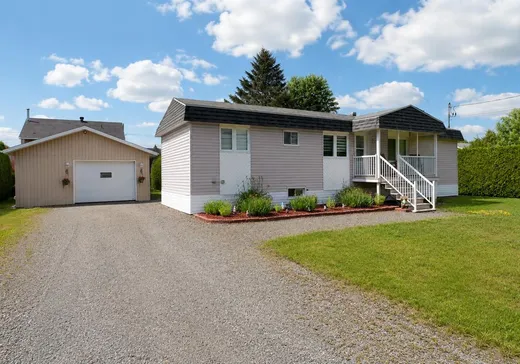 House for sale - 182 Route Watkins, St-Germain-De-Grantham, J0C 1K0