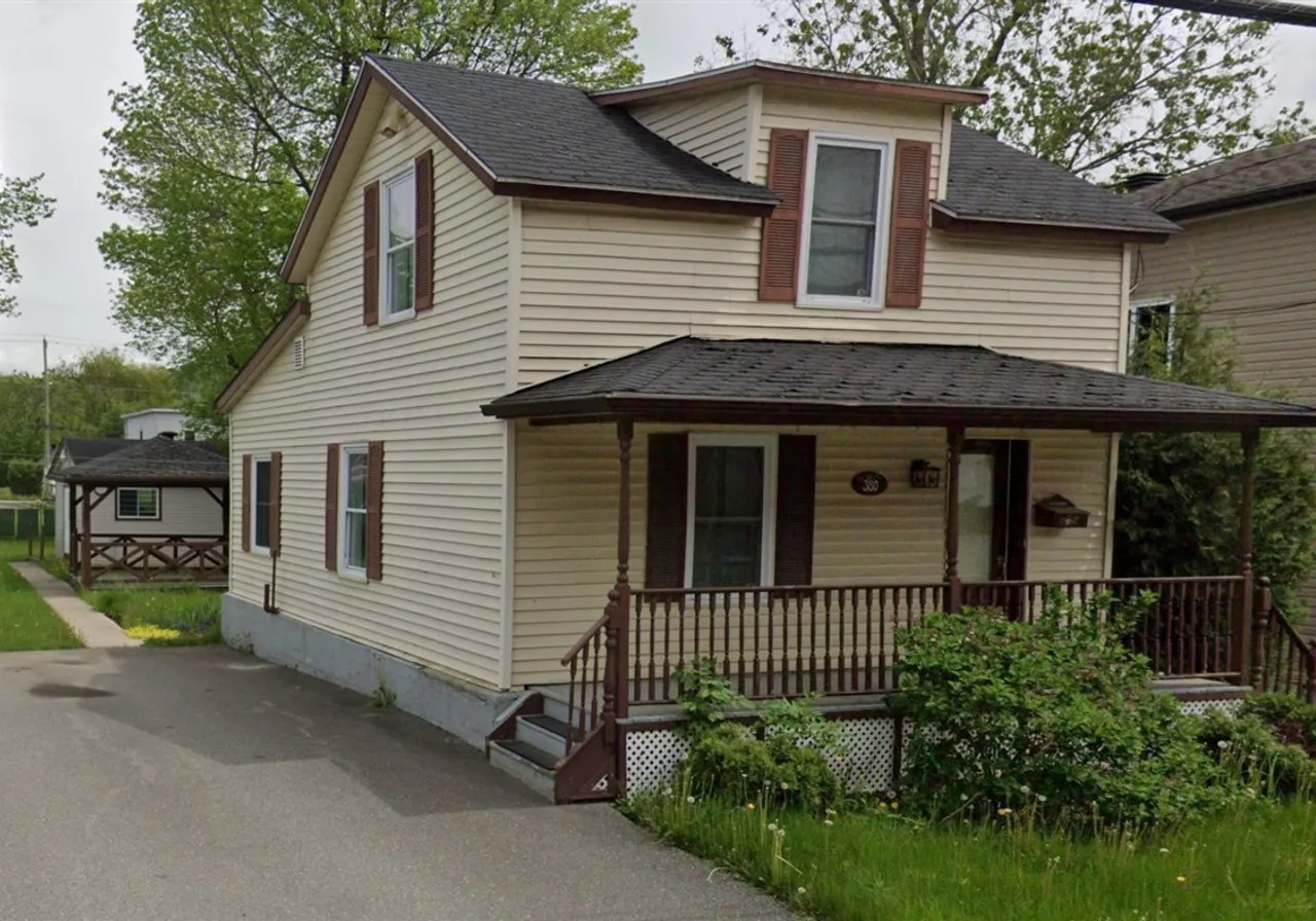 380 Rue St-Michel — photo 2