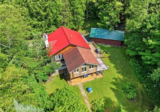 Two or more stories for sale - 345 Ch. Descente 2, Stanstead, J0B3E3