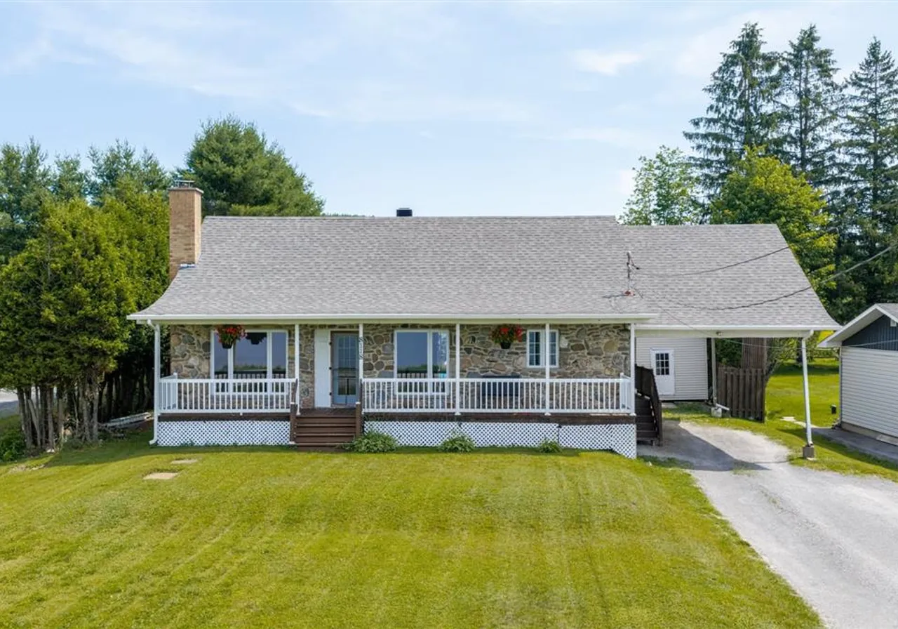 8118 Route 112 — photo 1