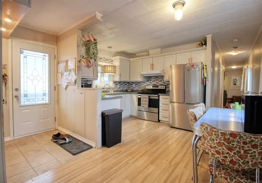Loft à vendre - 6 Rue Yvon, Rouyn-Noranda, J9Y 1A3