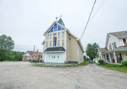 House for sale - 672 Route Principale, Mont-Laurier, J0W 1W0