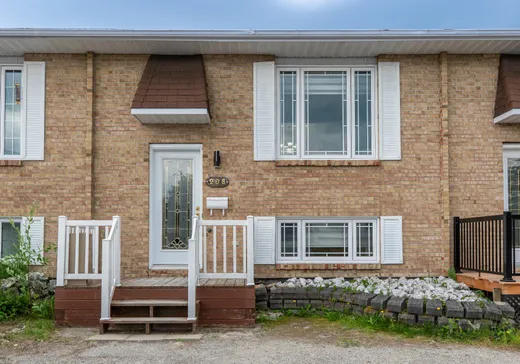 Maison à vendre - 208 Rue Drouin, Amos, J9T 1A4