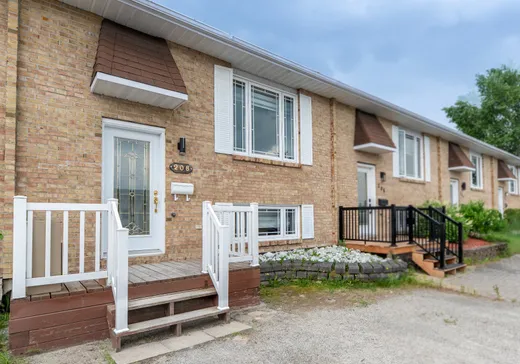 Maison à vendre - 208 Rue Drouin, Amos, J9T 1A4