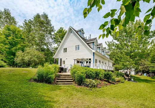 Maison à vendre - 206 Grande Allée, Magog, J1X 0M6