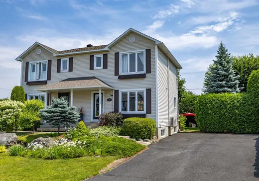 Two or more stories for sale - 547 Rue du Rubanier, Granby, J2H2S7