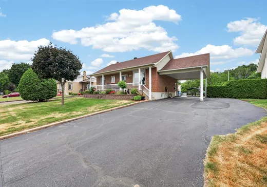 Bungalow à vendre - 1086 Rue des Violettes, Massueville, J3P7C6