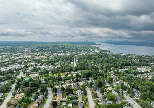 Maison à vendre - 850 Rue Claude, Magog, J1X 5A1