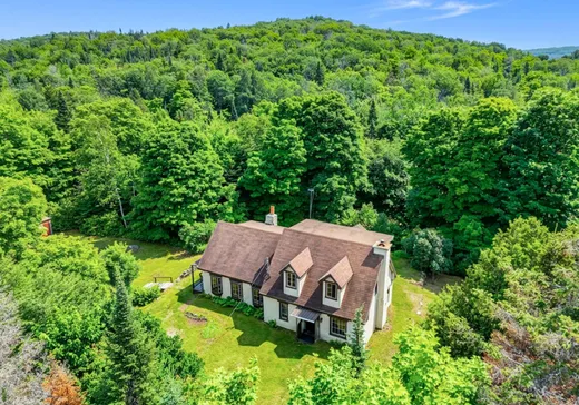 House for sale - 5 Ch. du Lac-Adair, Saint-Hippolyte, J8A 3H5