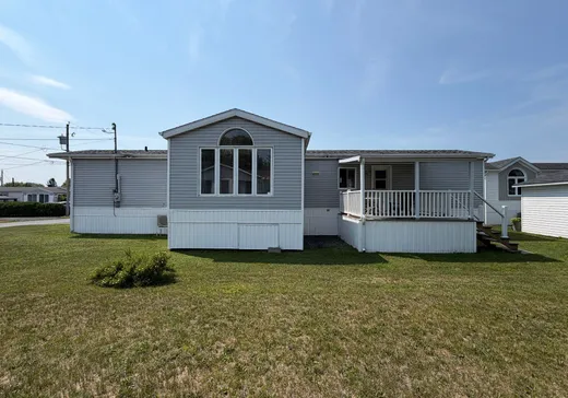 House for sale - 15 Ch. de la Grande-Ligne, Granby, J2J 0K7