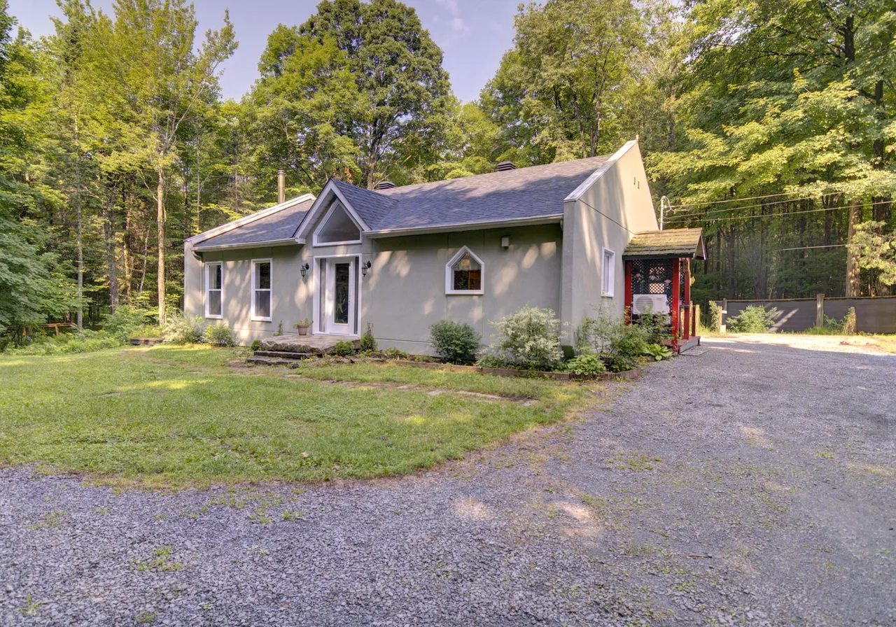 280 Ch. de Dunany — photo 1