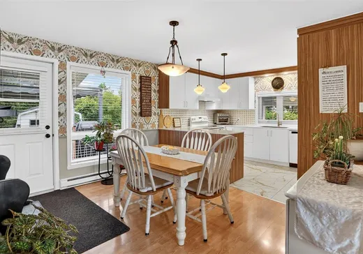 Maison à vendre - 125 Tsse Dubé, Saint-Jérôme, J7Y 3N9
