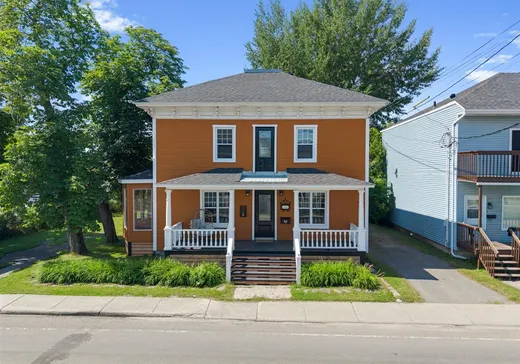 Maison à étages à vendre - 1454 Boul. Jacques-Cartier, Mont-Joli, G5H2V1