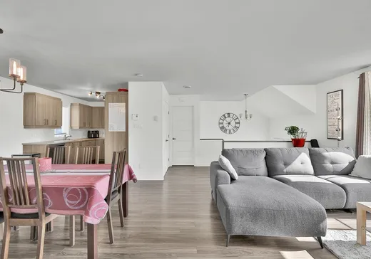 Maison à vendre - 8920 Rue Pierre-Rodrigue, Mirabel, J7N 0N1