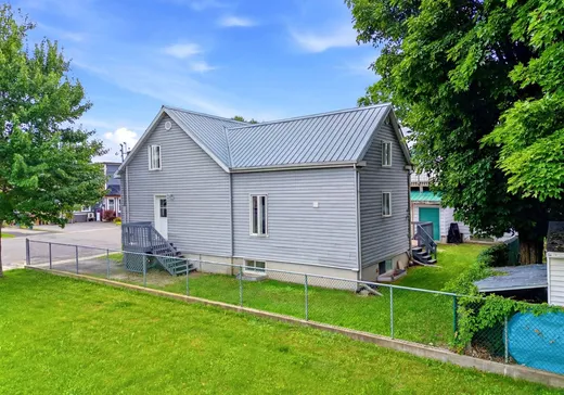 Maison à vendre - 247 Rue Versailles, Ville de Québec, J0H 1E0