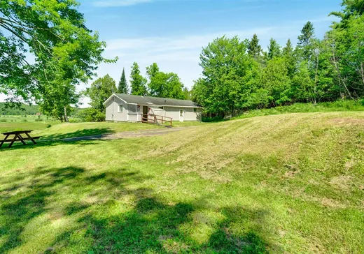 Maison à vendre - 831 Ch. Fogarty, Val-des-Monts, J8N 7T1