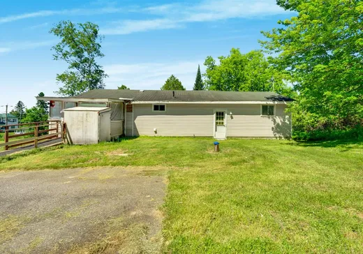 Maison à vendre - 831 Ch. Fogarty, Val-des-Monts, J8N 7T1