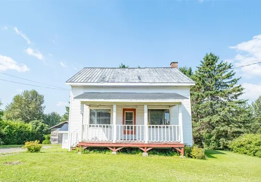 1 1/2 Storey for sale - 77 Route 295, Lots-Renversés, G0L1V0