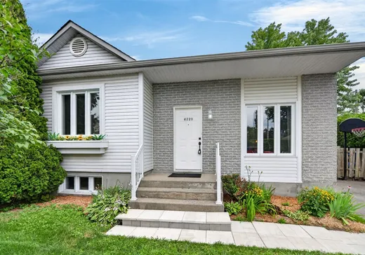 Bungalow à vendre - 4220 Rue Charbonneau, Laval (Saint-François), H7B1C7