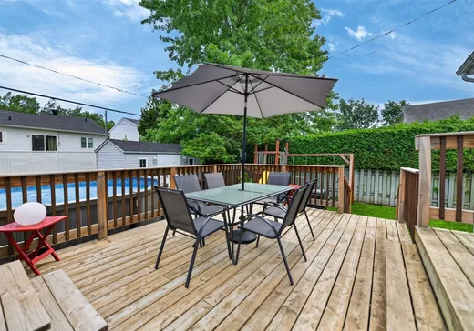 Maison à vendre - 4220 Rue Charbonneau, Laval (Saint-François), H7B 1C7