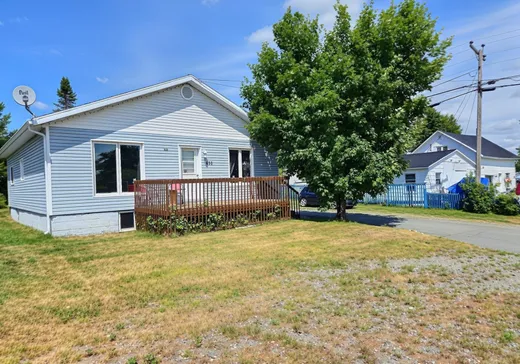 Maison à vendre - 430 6e Avenue, Barraute, J0Y 1A0