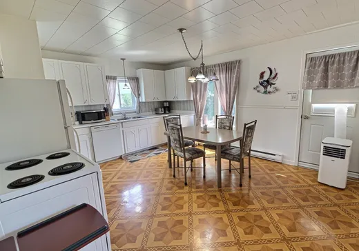 Maison à vendre - 430 6e Avenue, Barraute, J0Y 1A0