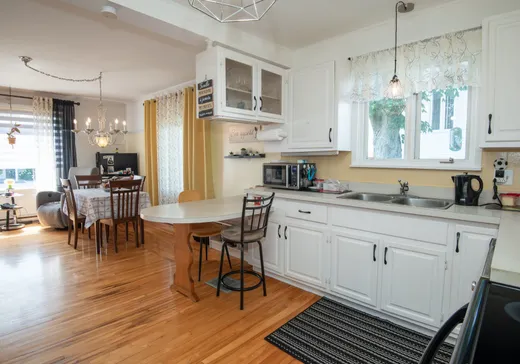 Maison à vendre - 2015 Rue St-Calixte, Plessisville, G6L 1S1
