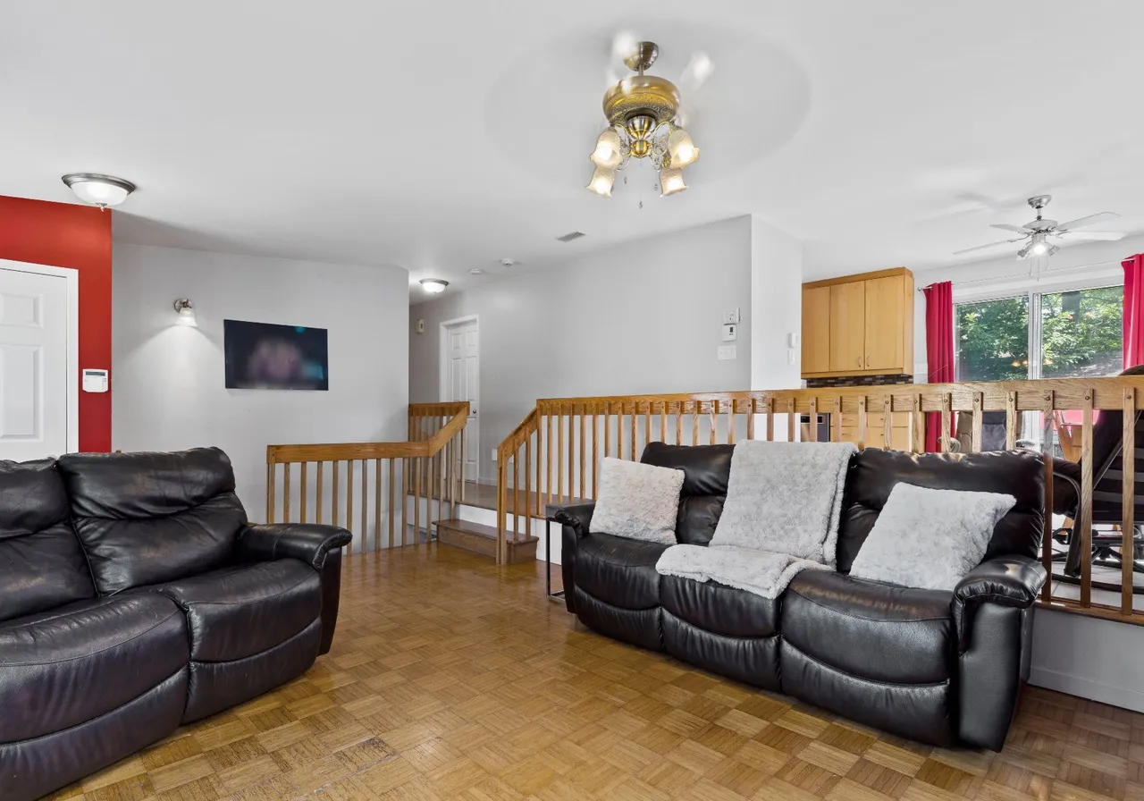 170 Rue Laporte — photo 2
