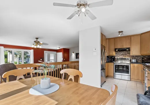 Maison à vendre - 170 Rue Laporte, Lavaltrie, J5T 2P6
