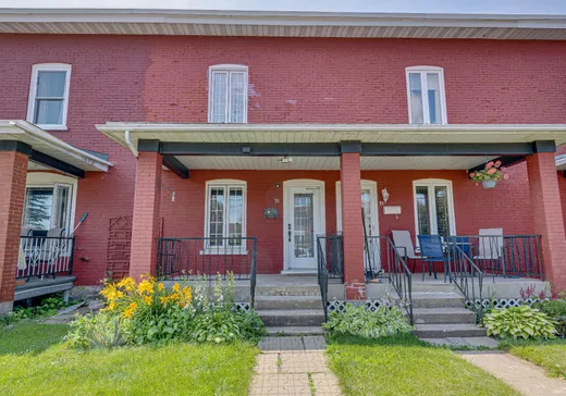 Maison à étages à vendre - 31 Rue Stevenson, Salaberry-de-Valleyfield, J6S3X9