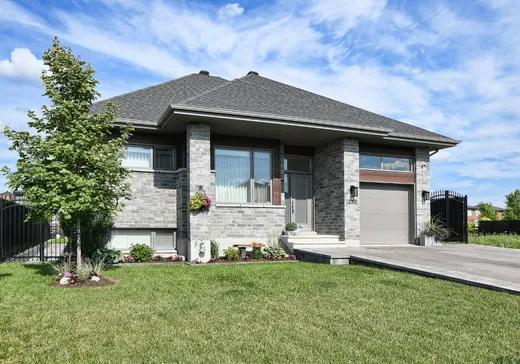 House for sale - 250 Rue des Geais-Bleus, Saint-Eustache, J7R 0G9