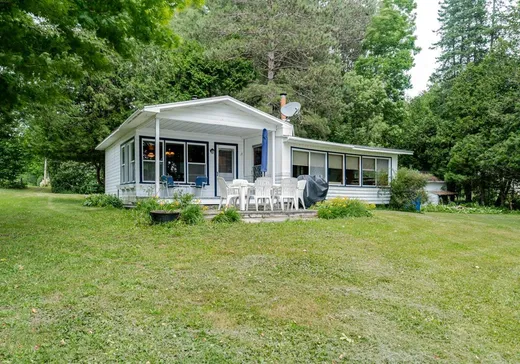 Maison à vendre - 4100 Route Domaine du Lac, St-Ferdinand, G0N 1N0
