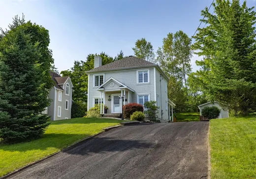 Maison à vendre - 406 Rue Lajeunesse, Sherbrooke, J1E 4C7