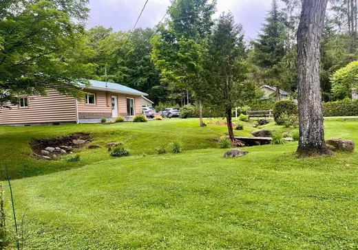 House for sale - 115 Rue de la Grosse-Roche, Lac-Mégantic, G0Y 1G0