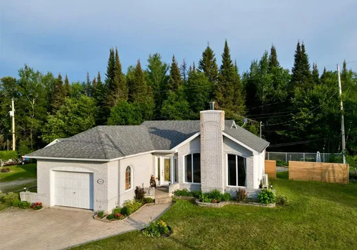 House for sale - 152 Rue Lafort, Témiscaming, J0Z 3R0