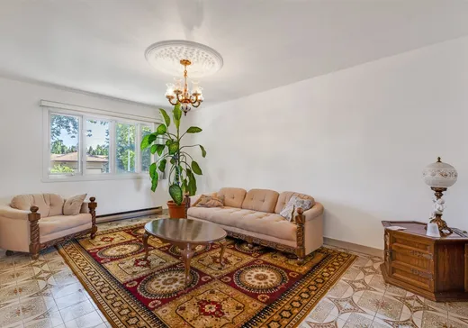 Maison à vendre - 5827 Boul. Maurice-Duplessis, Montréal (Nord), H1G 1Y2