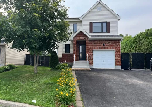 Bungalow for sale - 116 Rue d'Anjou, Terrebonne, J6Y2E2