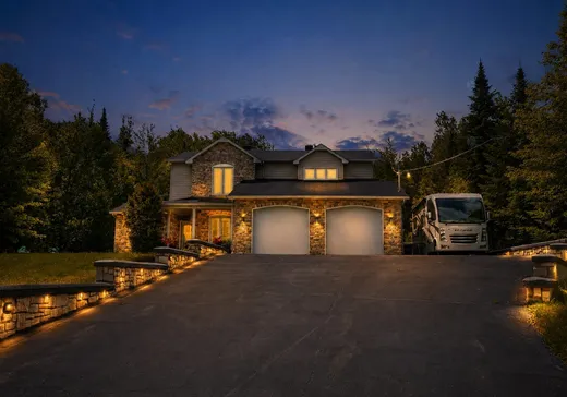 Two or more stories for sale - 959 Rue Frédéric-Doyon, Sherbrooke, J1R0T1