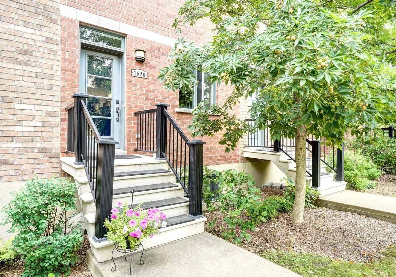 1620 Rue des Francs-Bourgeois — photo 1